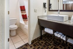  - Red Roof Inn Anderson - I-69, Exit 226