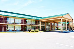  - Red Roof Inn & Suites Cave City - I-65, Exit 53