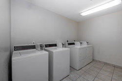  - Red Roof Inn & Suites NAS Pensacola