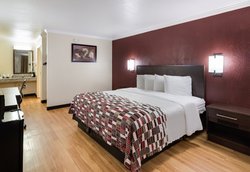  - Red Roof Inn Suites Commerce