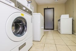  - Red Roof Plus+ Inn & Suites Opelika - I-85, Exit 62