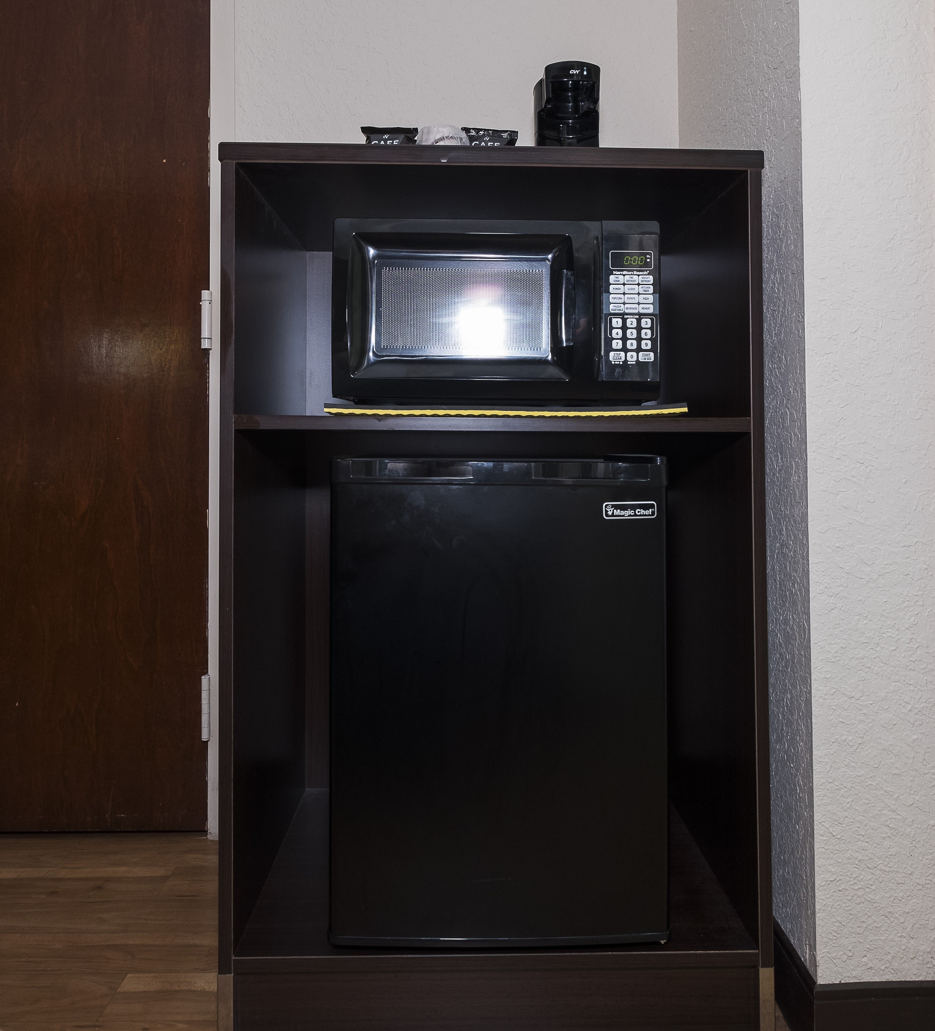 RED ROOF KINGSLAND-guestroom-Microwave and Fridge.jpg