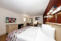  - Red Roof Inn & Suites Wytheville - I-77 & I-81, Exit 73