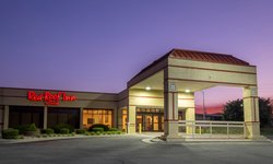  - Red Roof Inn & Suites Wytheville - I-77 & I-81, Exit 73