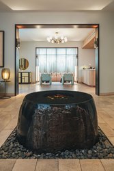  - Hotel Renew Honolulu