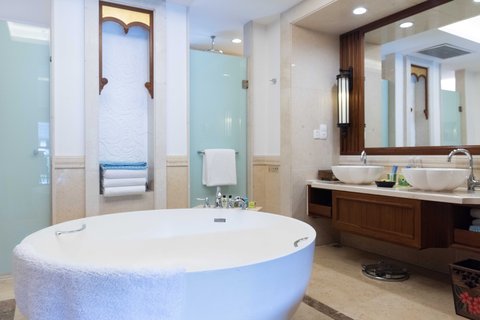 INTERCONTINENTAL XISHUANGBA RES - Photo 43
