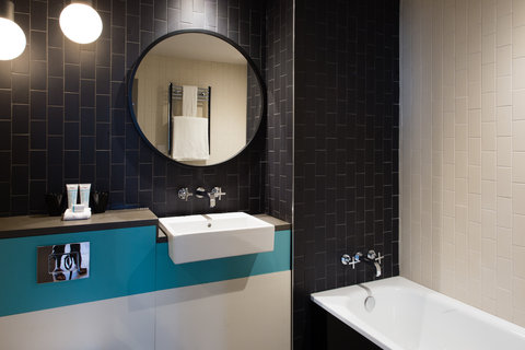 Suite 3.jpg