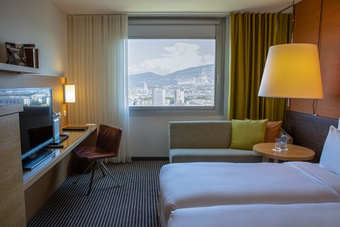 INTERCONTINENTAL GENEVA - Photo 88
