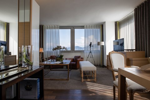 INTERCONTINENTAL GENEVA - Photo 97