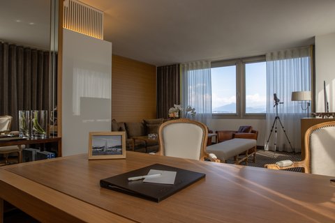 INTERCONTINENTAL GENEVA - Photo 95