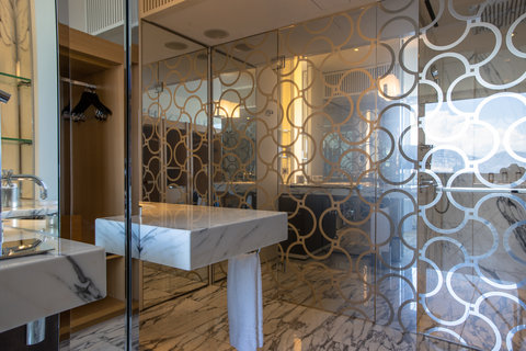 INTERCONTINENTAL GENEVA - Photo 74