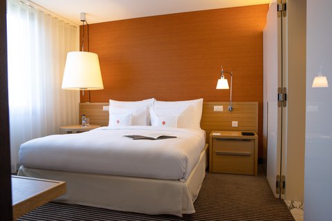 INTERCONTINENTAL GENEVA - Photo 73