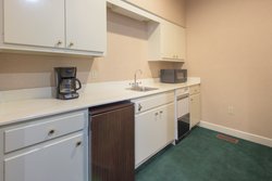  - Red Roof Inn Albany