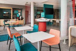  - Avid Hotel Roseville