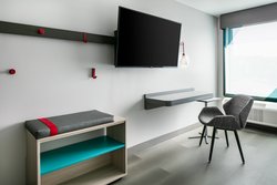  - Avid Hotel Roseville