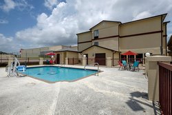 - Red Roof Inn & Suites Tillmans Corner - I-10, Exit 15