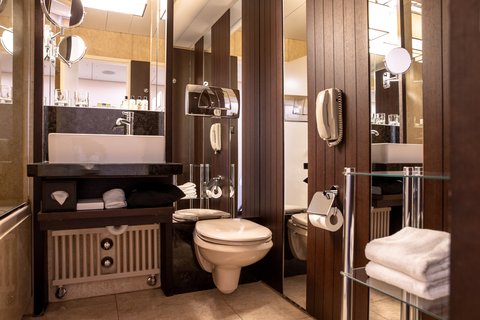 INTERCONTINENTAL GENEVA - Photo 84