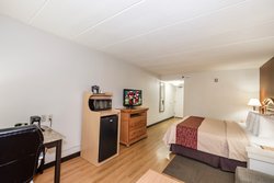  - Red Roof Inn Stafford - I-95, Exit 143