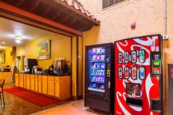  - Red Roof Inn Lubbock - I-27, Exit 1