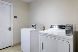  - Red Roof Inn Carrollton - I-71, Exit 44