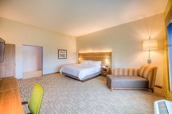  - Holiday Inn Express & Suites Remington - I-65, Exit 201