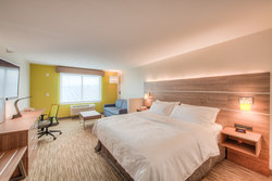  - Holiday Inn Express & Suites Remington - I-65, Exit 201