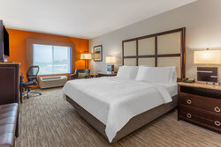  - Holiday Inn Express & Suites Albert Lea - I-35, Exit 11