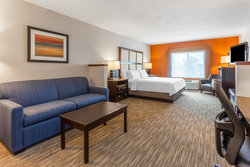 - Holiday Inn Express & Suites Albert Lea - I-35, Exit 11