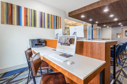  - Holiday Inn Express & Suites Albert Lea - I-35, Exit 11