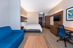  - Holiday Inn Express & Suites Three Rivers