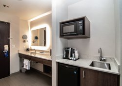  - Holiday Inn Express Downtown Spokane - I-90, Exit 281