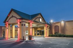  - Red Roof Inn Forsyth - I-75, Exit 186