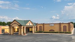  - Red Roof Inn Forsyth - I-75, Exit 186