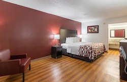  - Red Roof Inn Forsyth - I-75, Exit 186