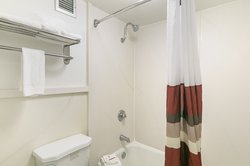  - Red Roof Inn Forsyth - I-75, Exit 186