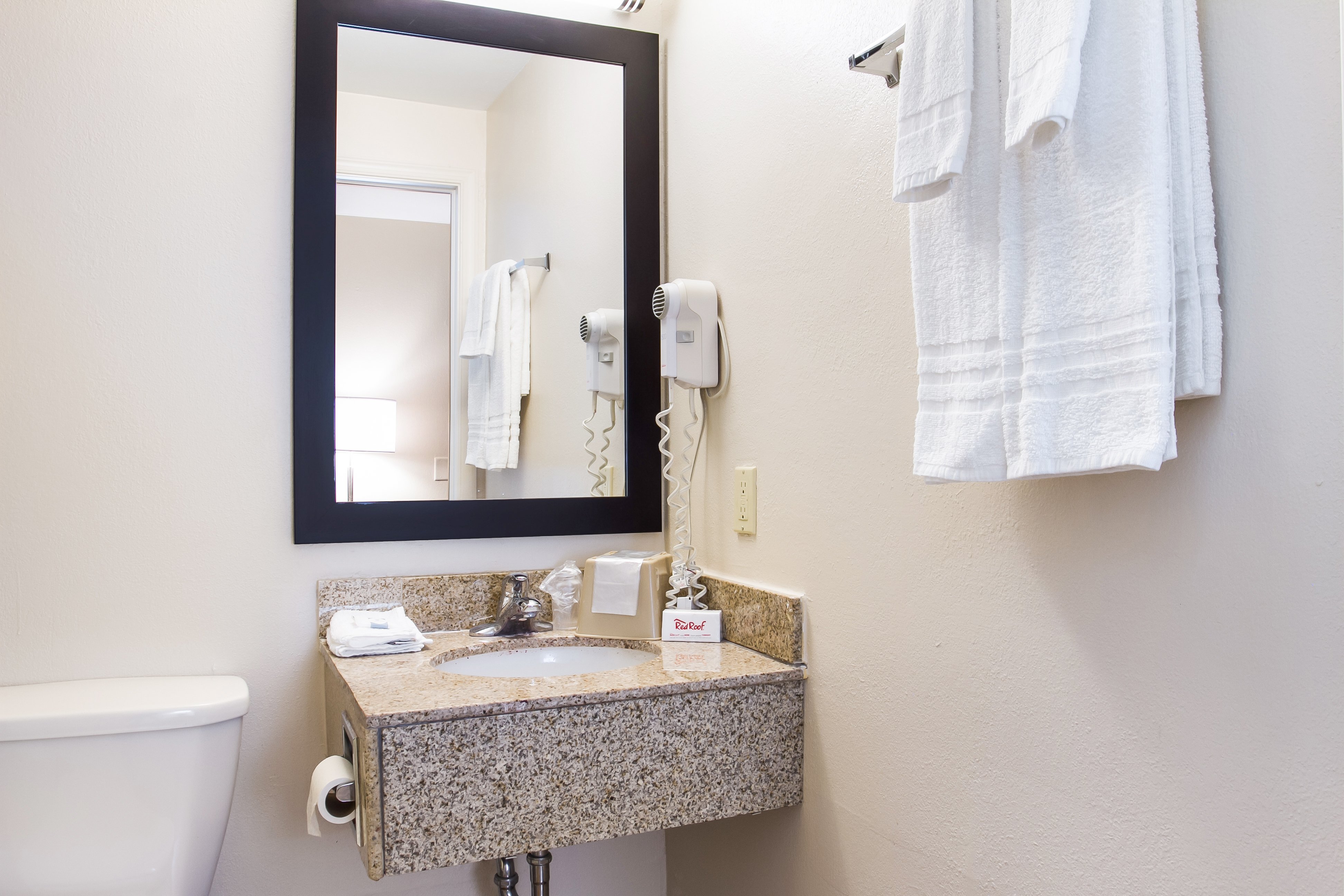 RED ROOF INN YORK, PA-guestroom-ADA Bathroom.jpg