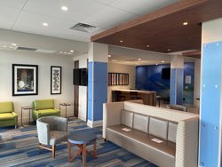  - Holiday Inn Express & Suites Middleton