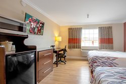  - Red Roof Inn & Suites Monterey