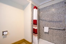  - Red Roof Inn & Suites Monterey