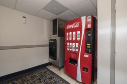  - Red Roof Inn & Suites Macon - I-75, Exit 167