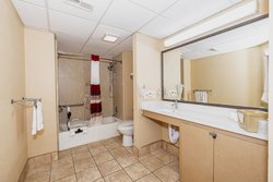  - Red Roof Inn & Suites Macon - I-75, Exit 167