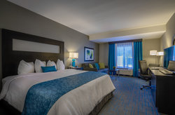  - Holiday Inn & Suites Liverpool - I-81, Exit 25