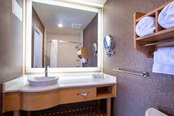  - Holiday Inn Express Cannery Row Monterey