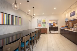  - Holiday Inn Express Cannery Row Monterey