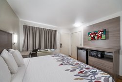  - Red Roof W.W. White Road San Antonio - I-10, Exit 580