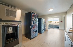  - Red Roof W.W. White Road San Antonio - I-10, Exit 580