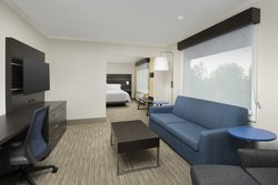  - Holiday Inn Express & Suites Puyallup