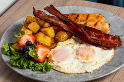  - Holiday Inn Waterfront Kingston