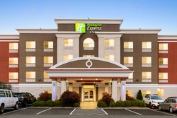  - Holiday Inn Express & Suites Klamath Falls