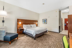  - Holiday Inn Express & Suites Van Buren - I-40, Exit 5